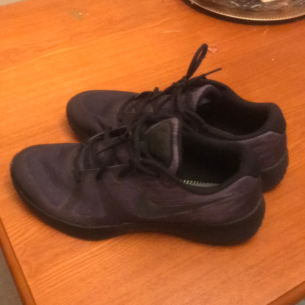 Women Nike’s size 12